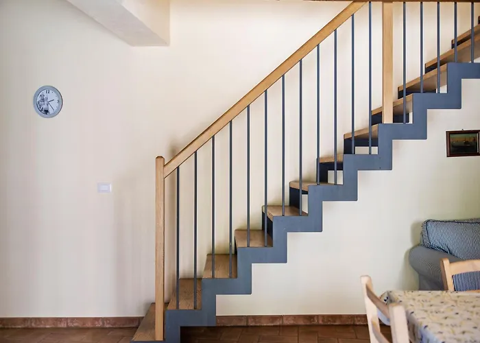 Tranquil Village With Fireplace Feriehus *