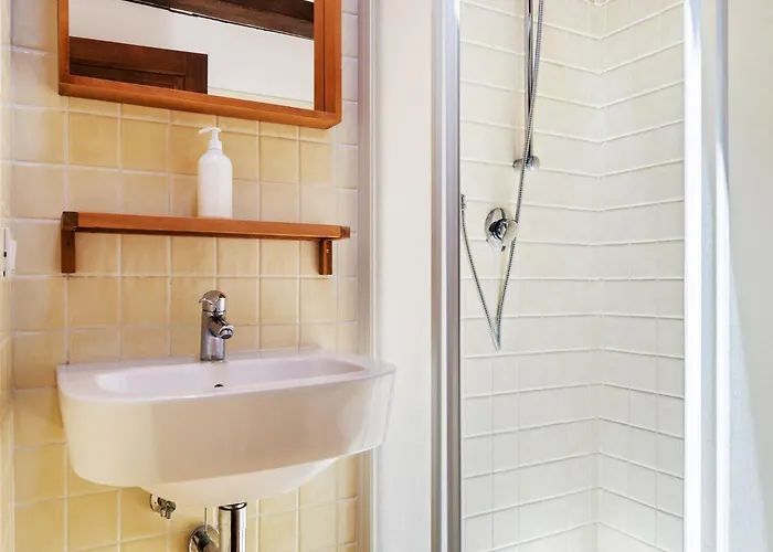 Tranquil Village With Fireplace Nyaraló